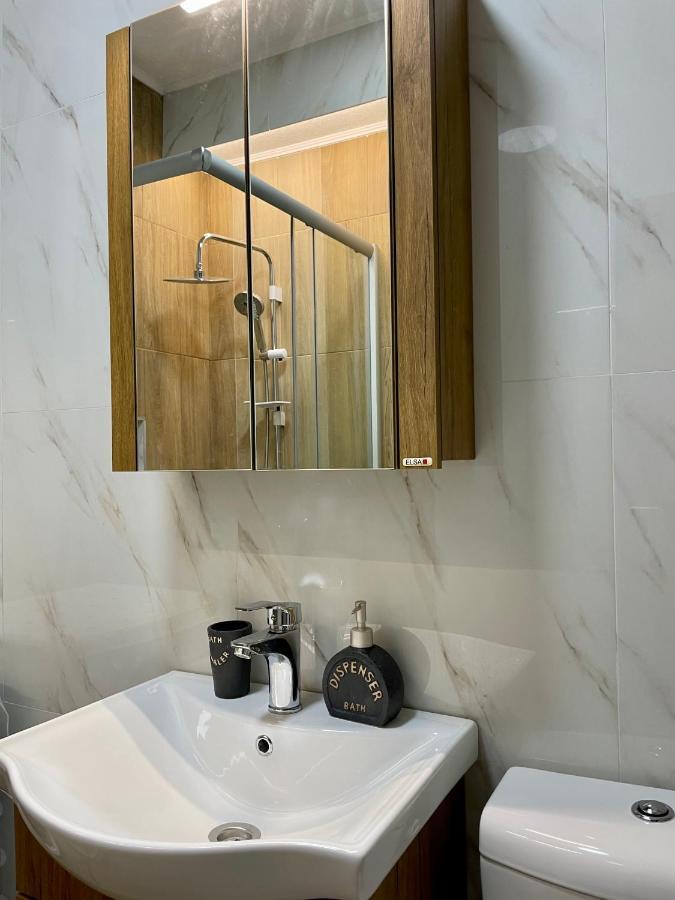 Luxury City Center Apartment سكوبجي المظهر الخارجي الصورة