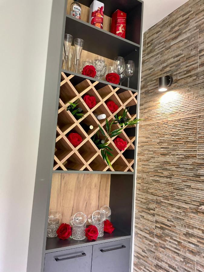 Luxury City Center Apartment سكوبجي المظهر الخارجي الصورة